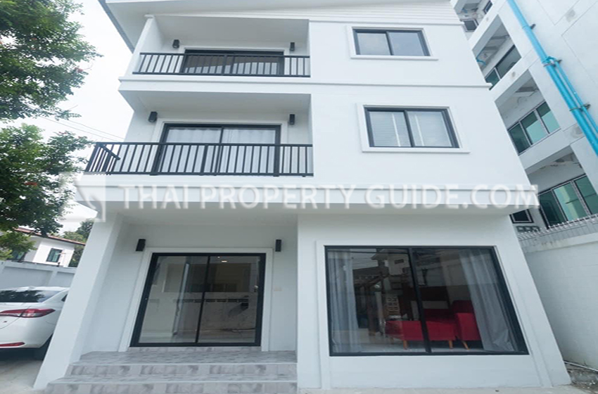 House for rent in Sukhumvit