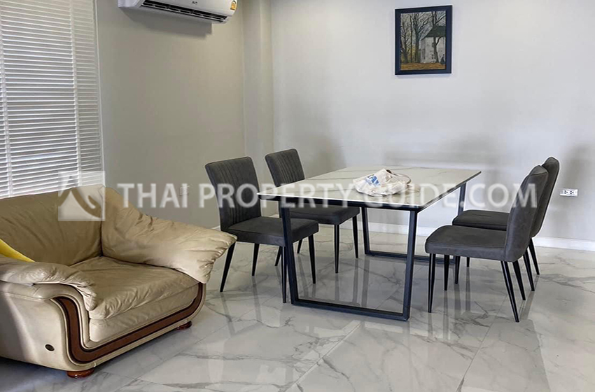 House in Sukhumvit 