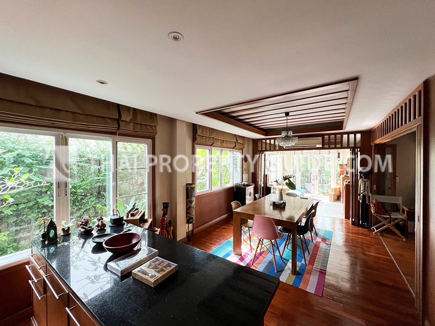 House in Sukhumvit 