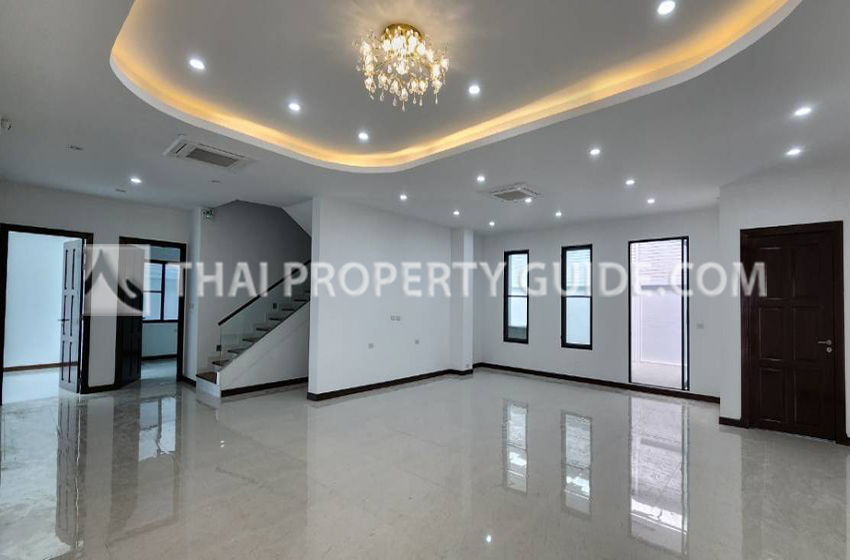 House in Sukhumvit 