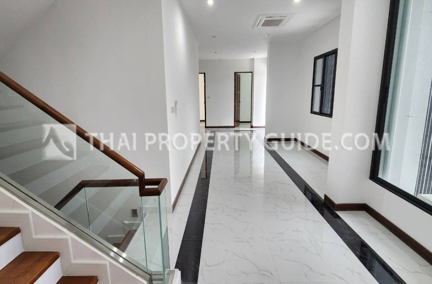 House in Sukhumvit 