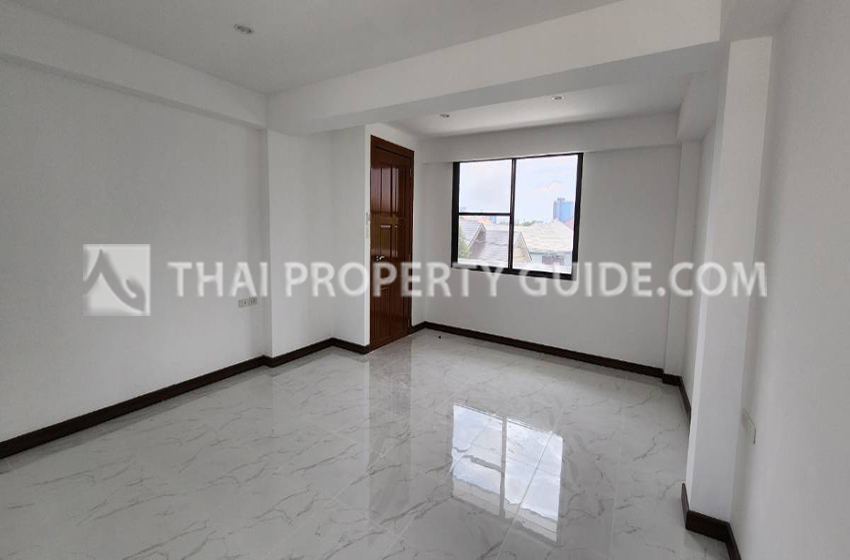 House in Sukhumvit 