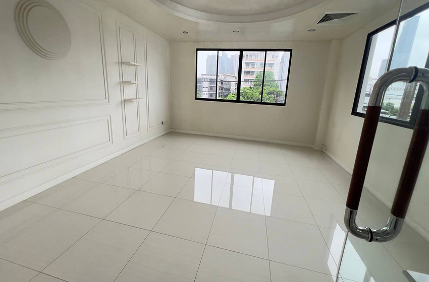 House in Sukhumvit 