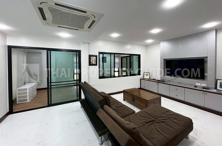 House in Sukhumvit 