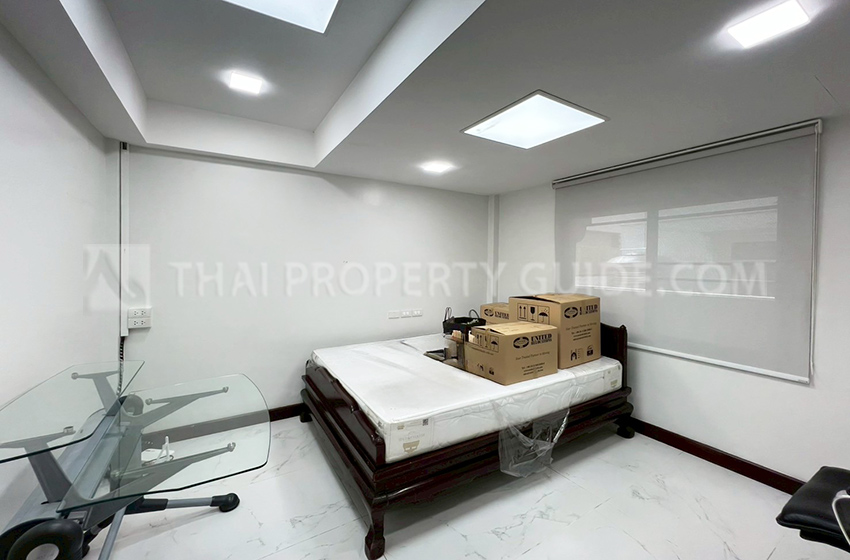 House in Sukhumvit 