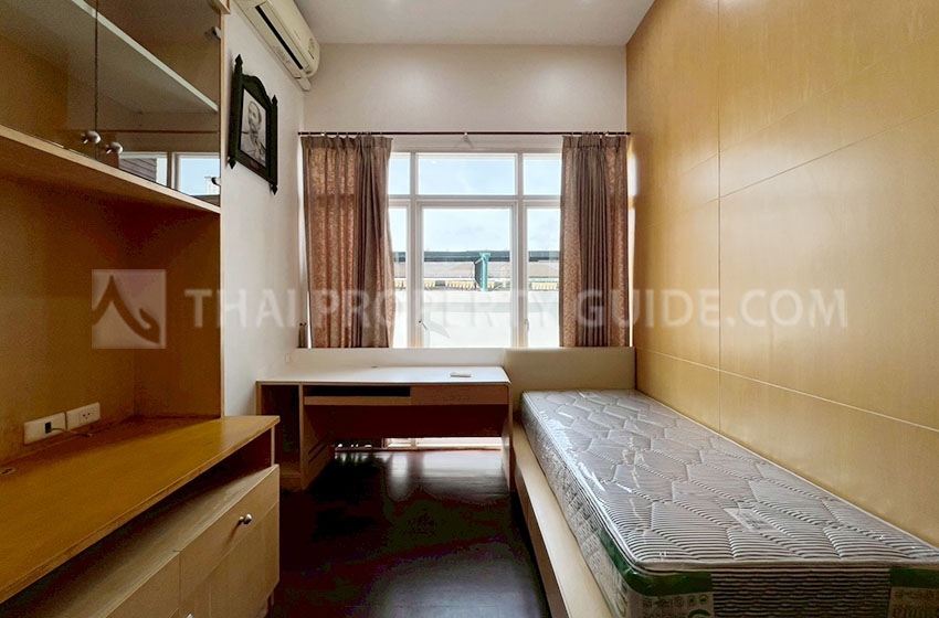 House in Sukhumvit 
