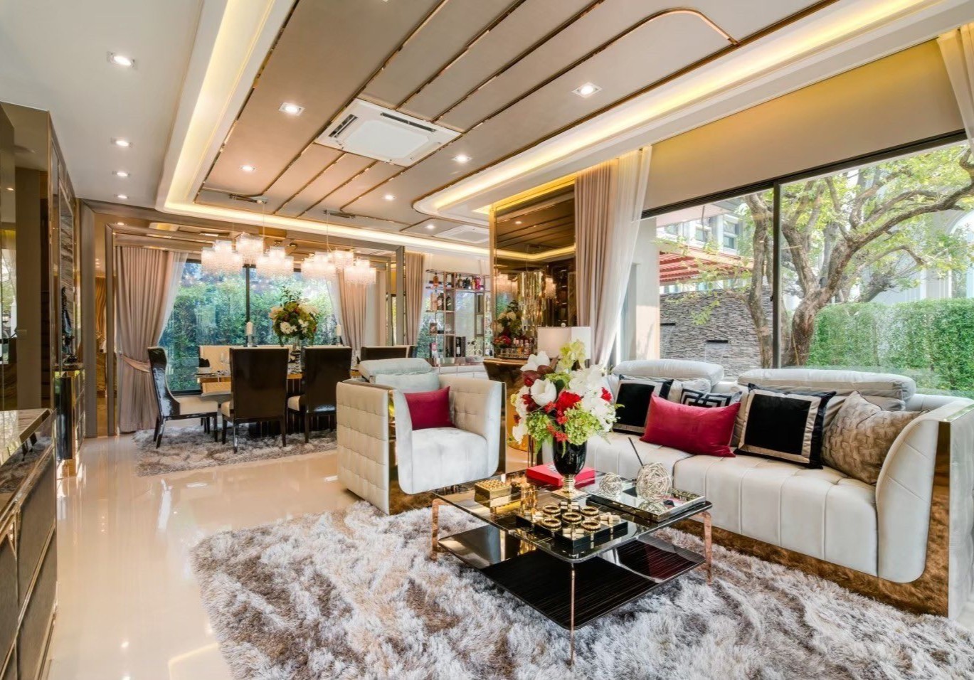 House with Private Pool in Bangnatrad 