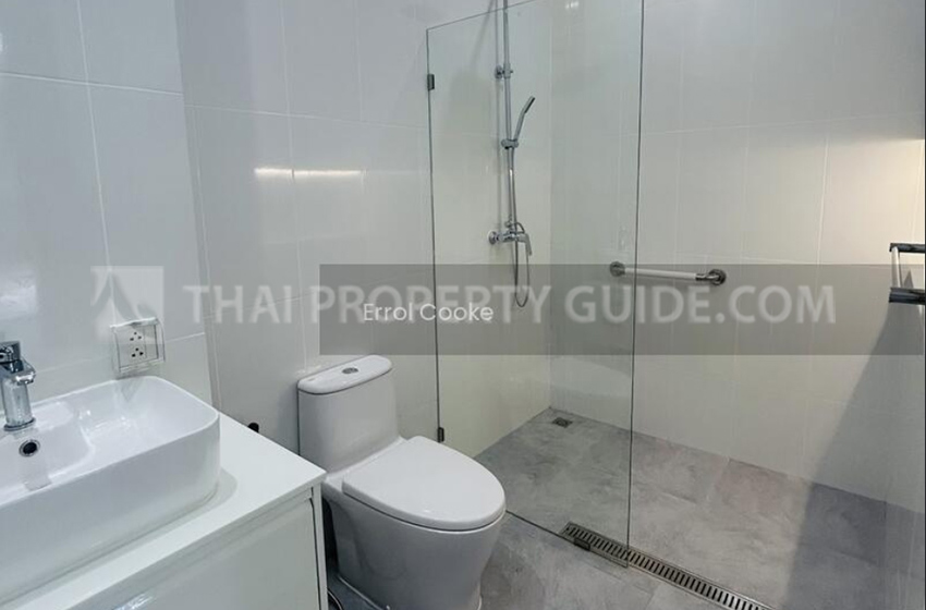 House with Private Pool in Chaengwattana 