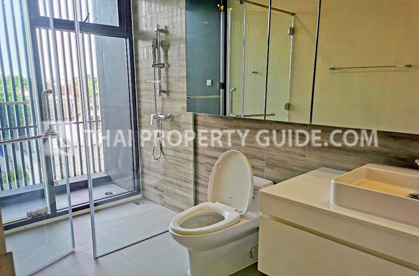 House with Private Pool in Lat Phrao 