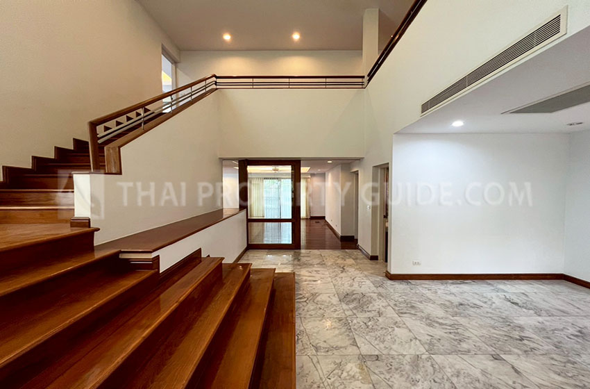 House with Private Pool in Nichada Thani 