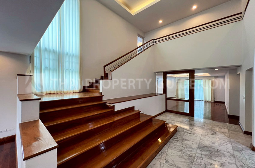 House with Private Pool in Nichada Thani 