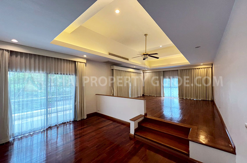 House with Private Pool in Nichada Thani 