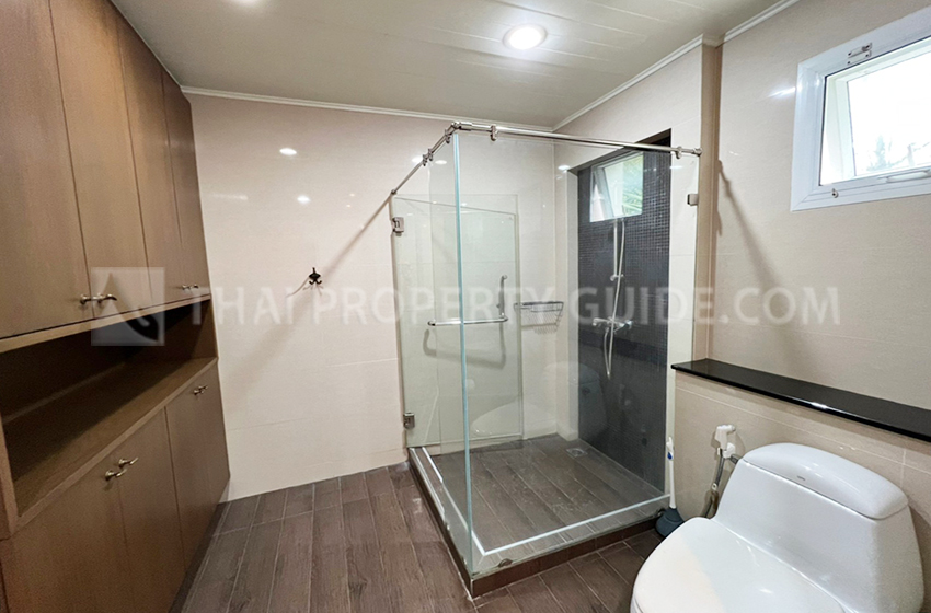 House with Private Pool in Nichada Thani 