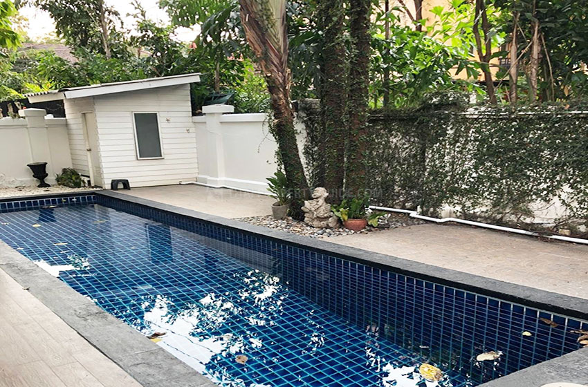 House with Private Pool in Nichada Thani 