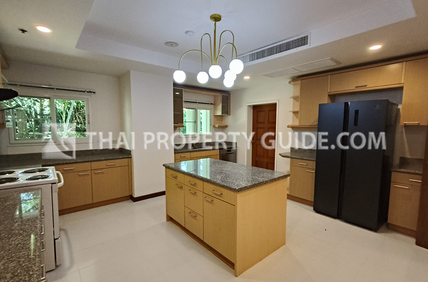 House with Private Pool in Nichada Thani 