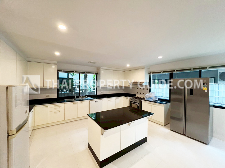 House with Private Pool in Nichada Thani 