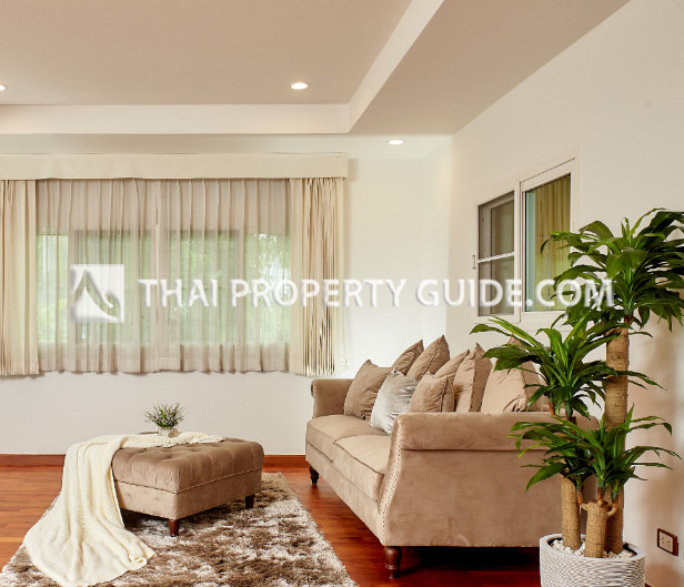 House with Private Pool in Nichada Thani 