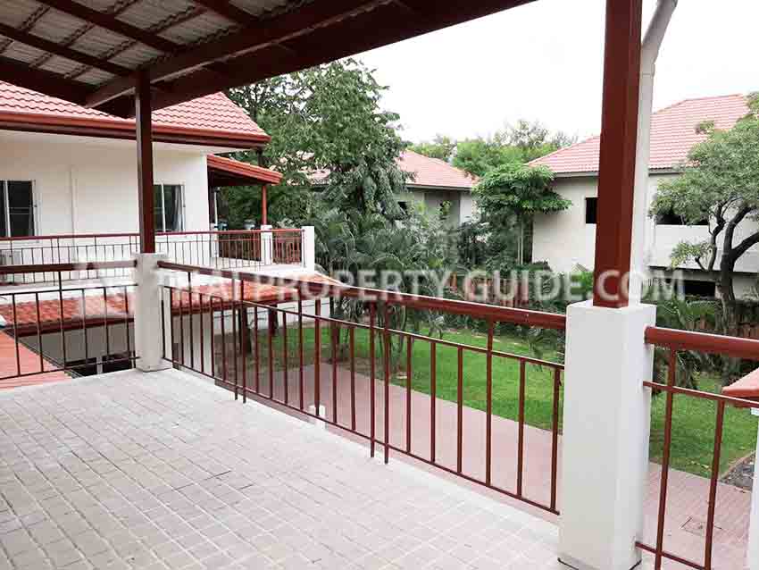 House with Private Pool in Nichada Thani 