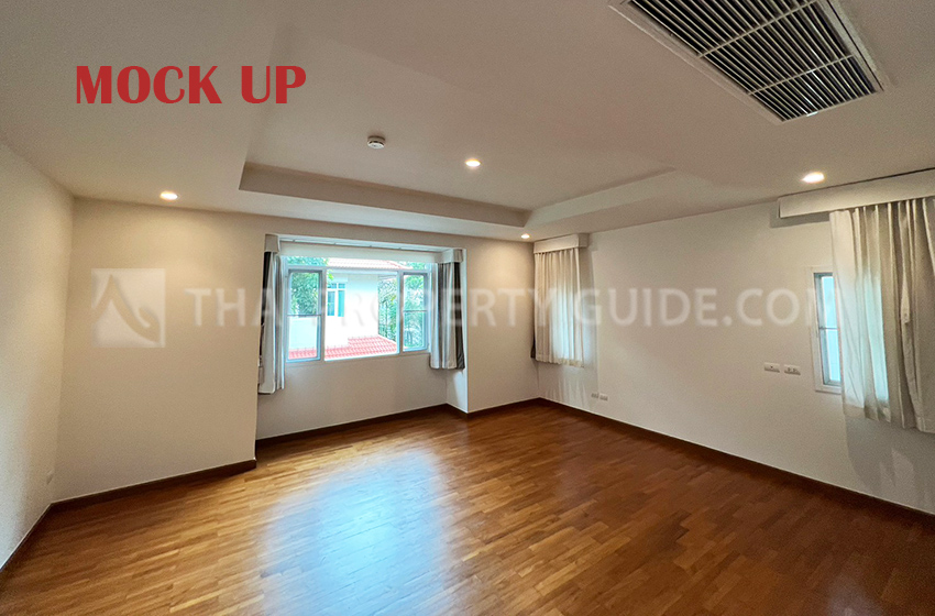 House with Private Pool in Nichada Thani 