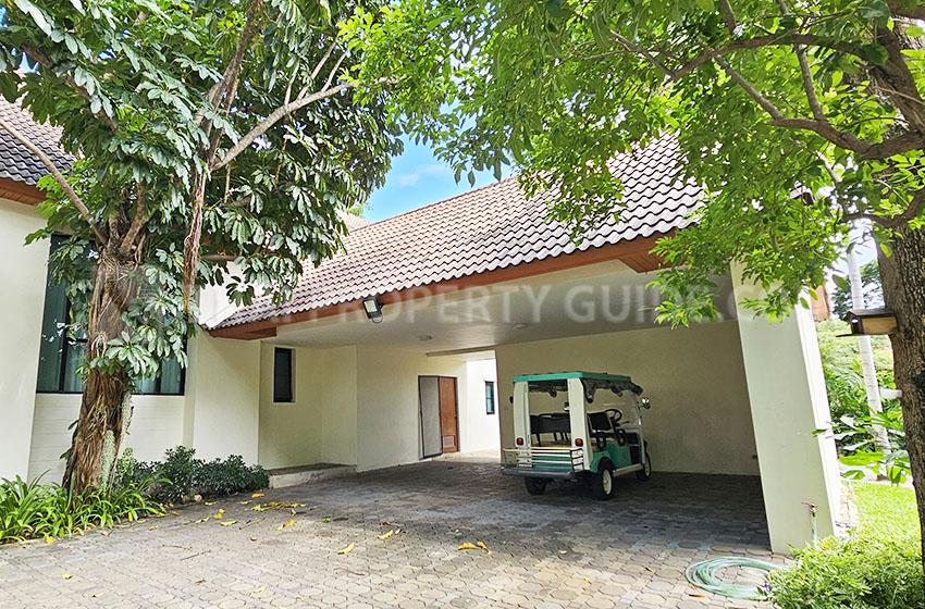 House with Private Pool in Nichada Thani 