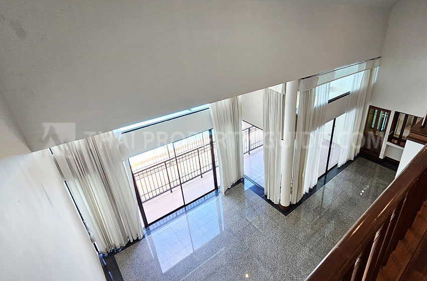 House with Private Pool in Nichada Thani 
