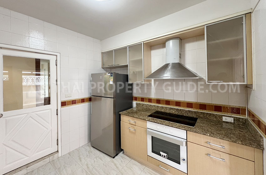 House with Private Pool in Sathorn 