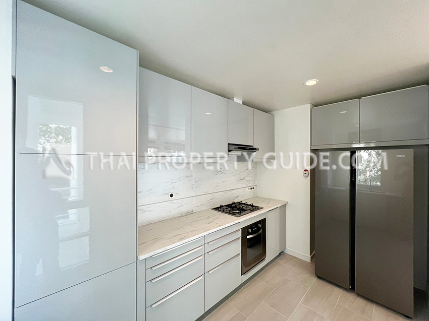 House with Private Pool in Sathorn 