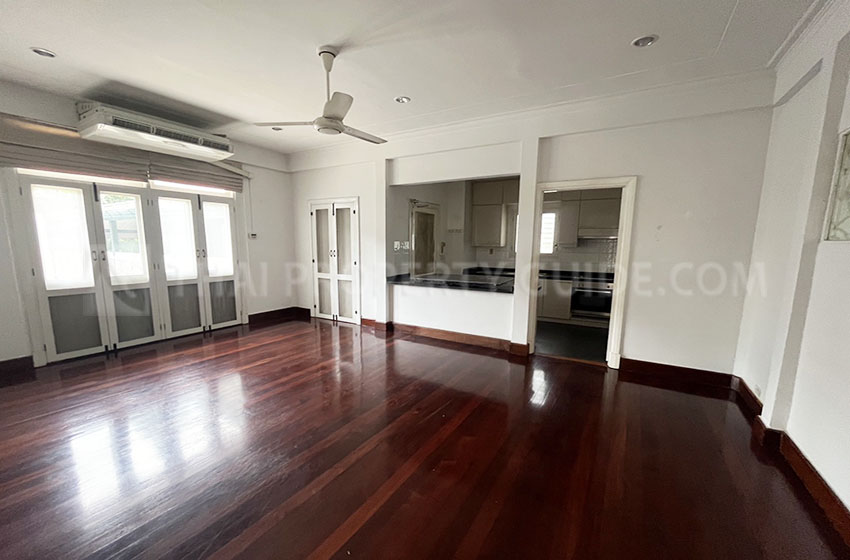 House with Private Pool in Sukhumvit 