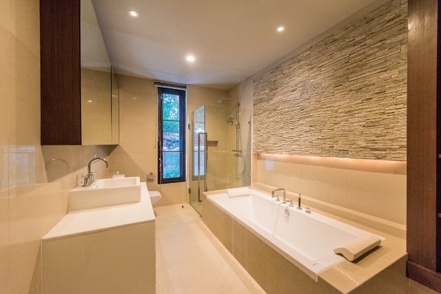 House with Private Pool in Sukhumvit 