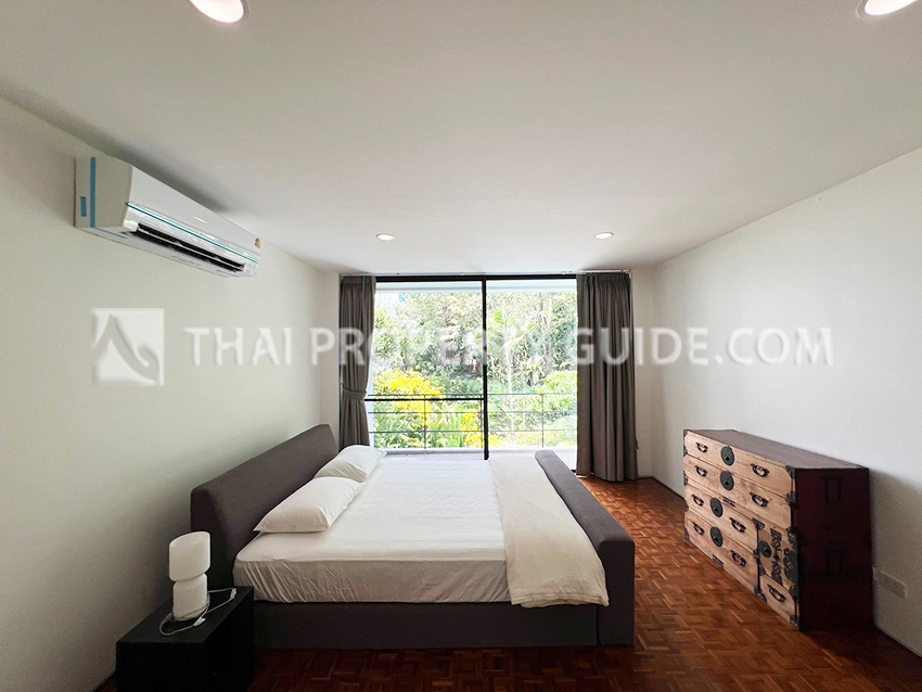 House with Private Pool in Sukhumvit 