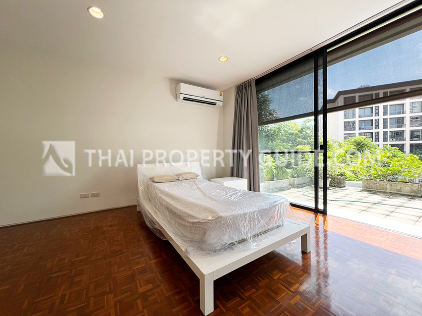 House with Private Pool in Sukhumvit 