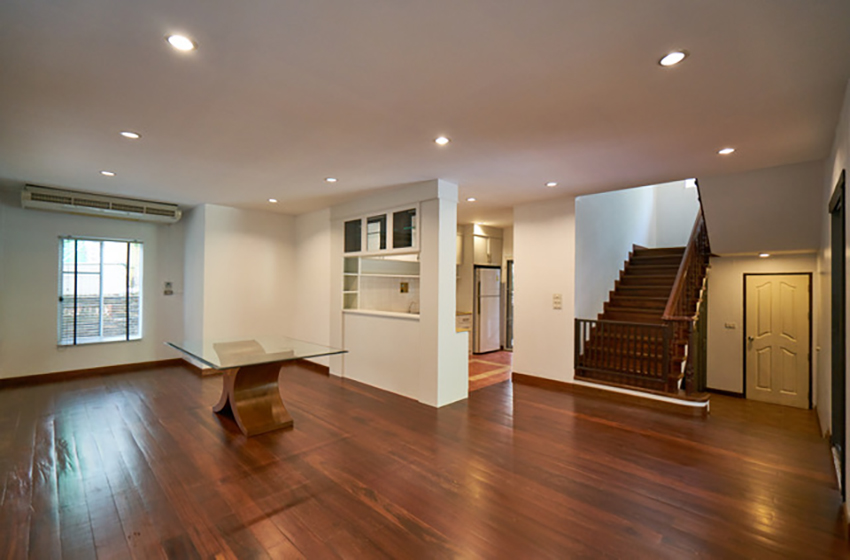 House with Private Pool in Sukhumvit 