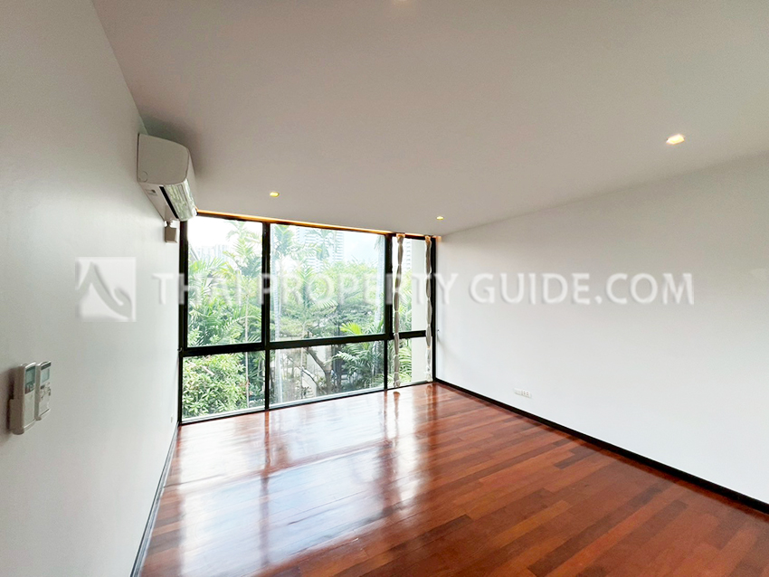 House with Private Pool in Sukhumvit 