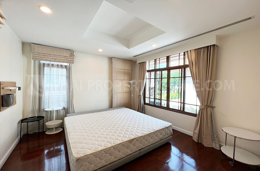 House with Private Pool in Sukhumvit 