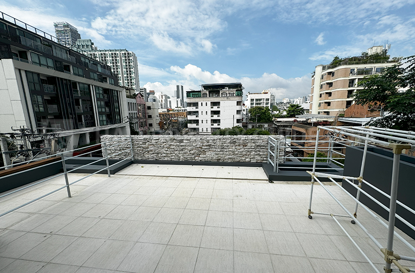 House with Private Pool in Sukhumvit 