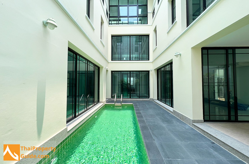 House with Private Pool for rent in Sukhumvit