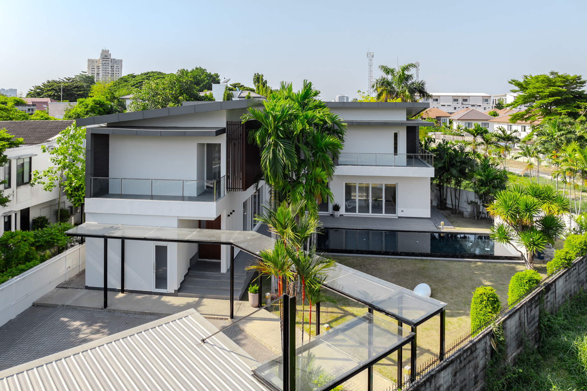 House with Private Pool in Sukhumvit : Panya Village On-Nut 