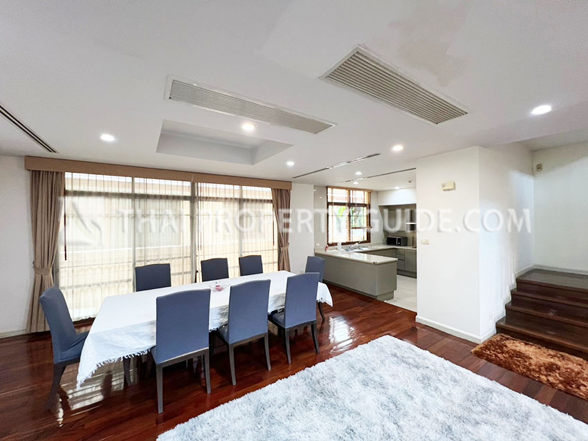 House with Private Pool in Sukhumvit 