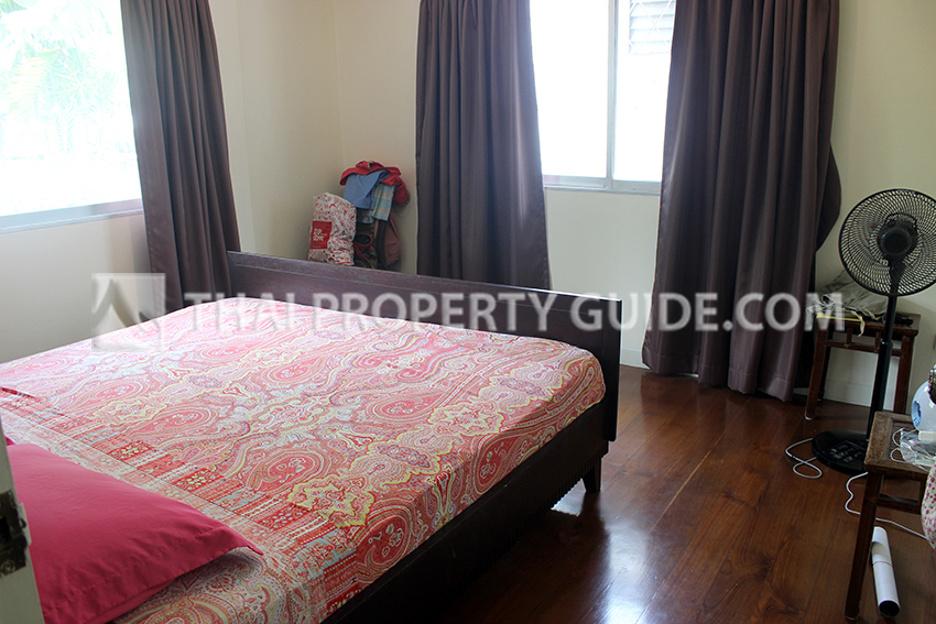 House with Private Pool in Sukhumvit 