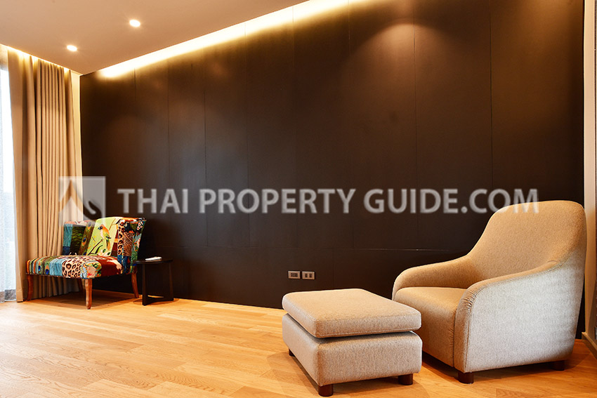 House with Private Pool in Sukhumvit 