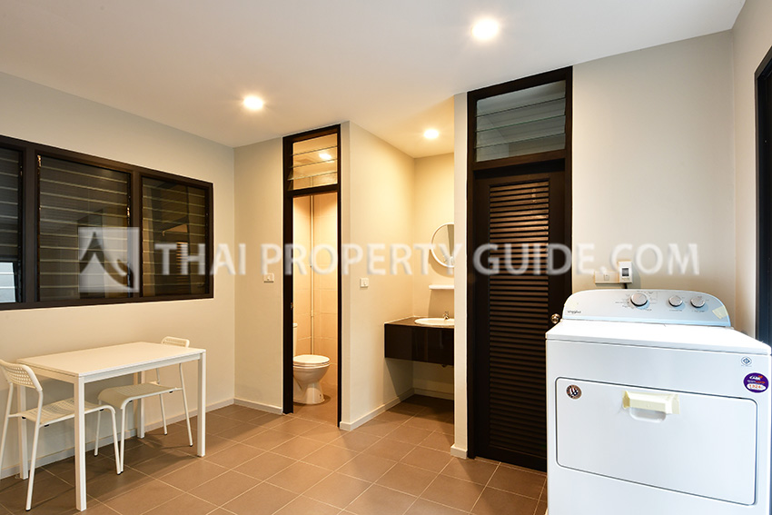 House with Private Pool in Sukhumvit 