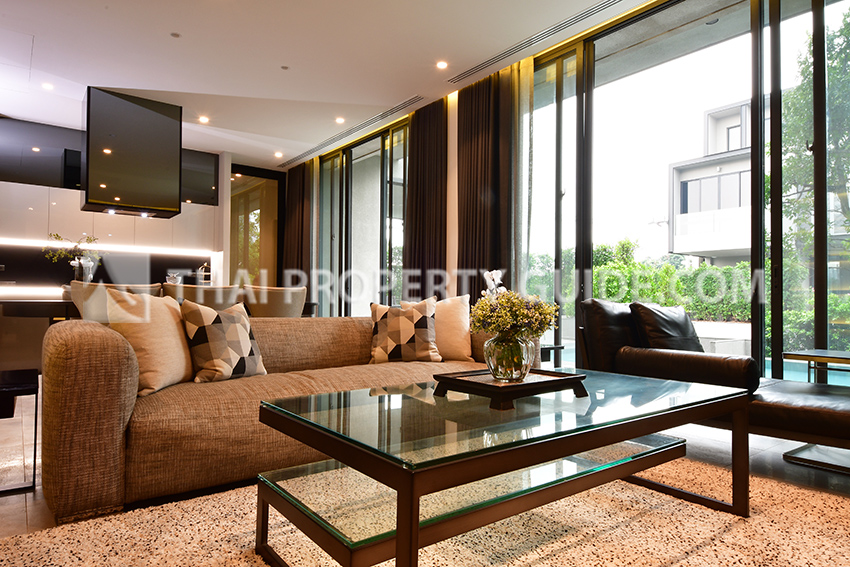 House with Private Pool in Sukhumvit 