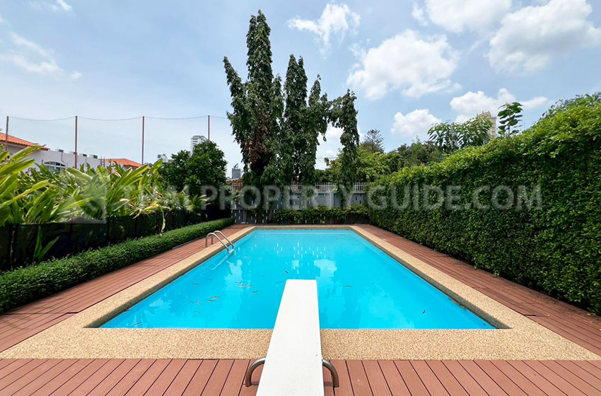 House with Private Pool in Sukhumvit 
