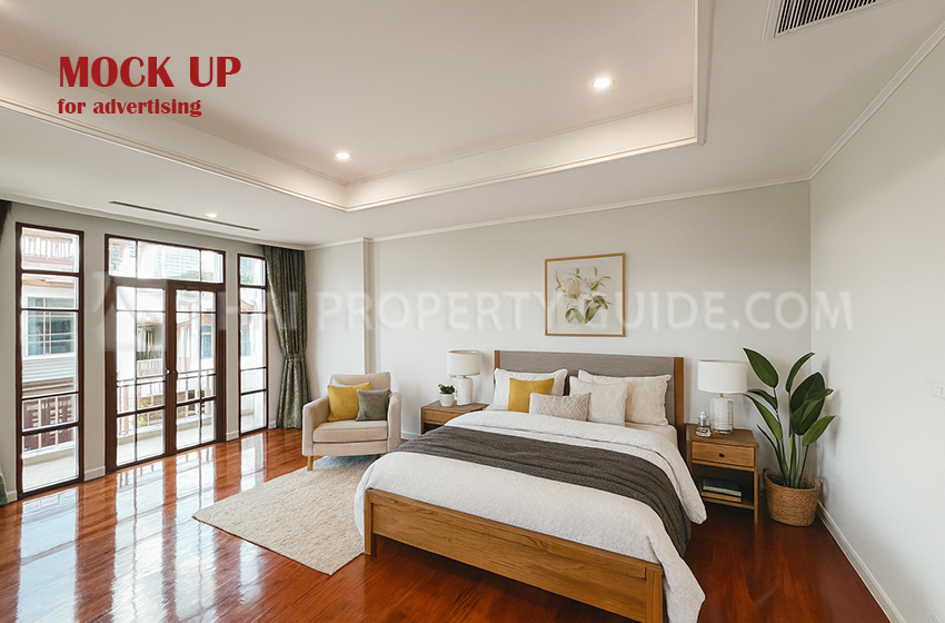 House with Private Pool in Sukhumvit 