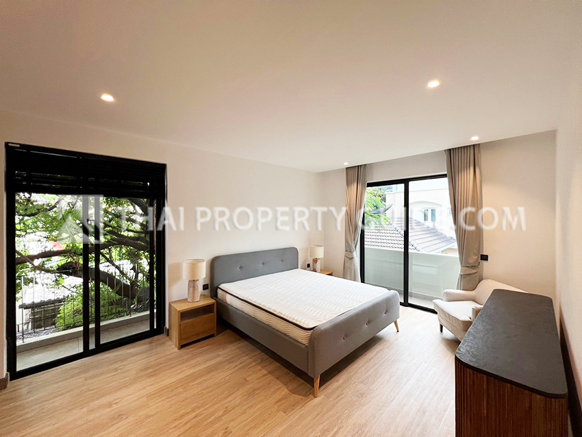 House with Private Pool in Sukhumvit 