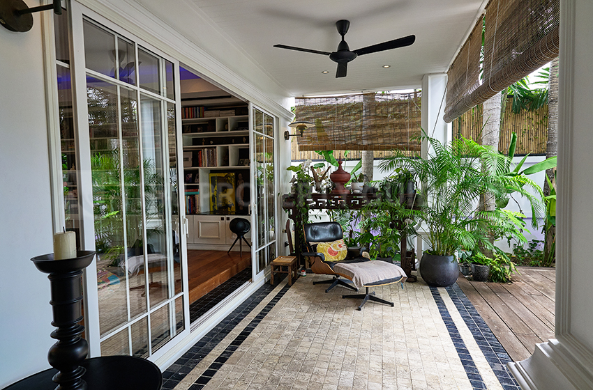 House with Private Pool in Sukhumvit 