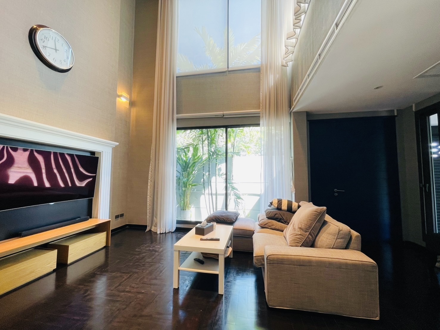 House with Private Pool in Sukhumvit 