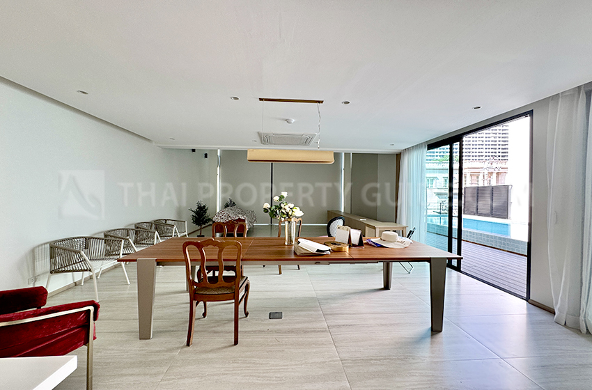 House with Private Pool in Sukhumvit 