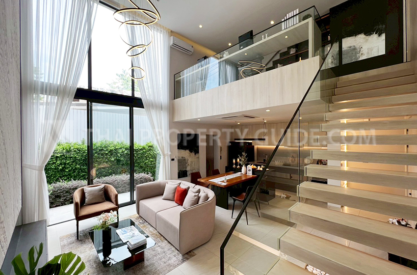 House with Private Pool for rent in Sukhumvit