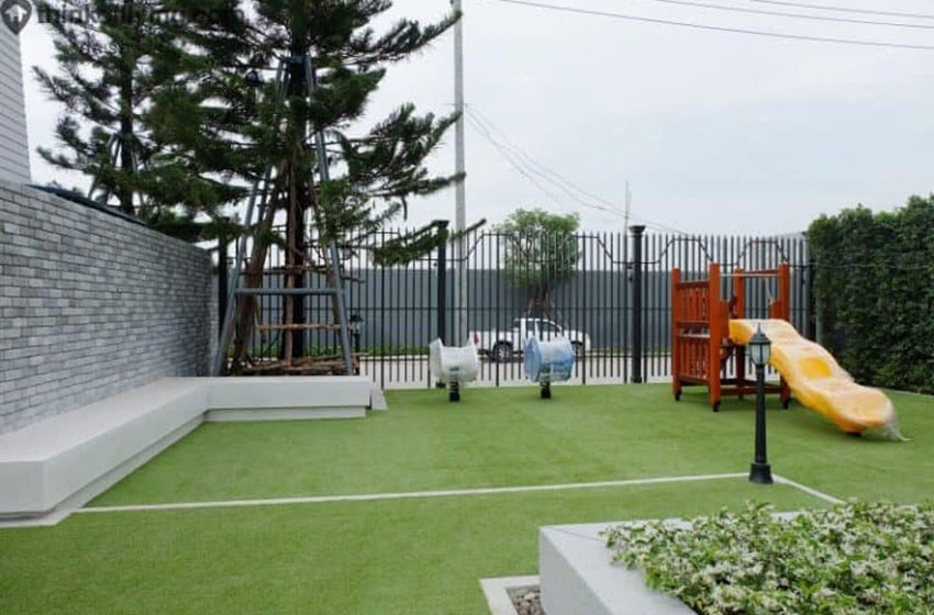 House with Shared Pool in Bangnatrad 